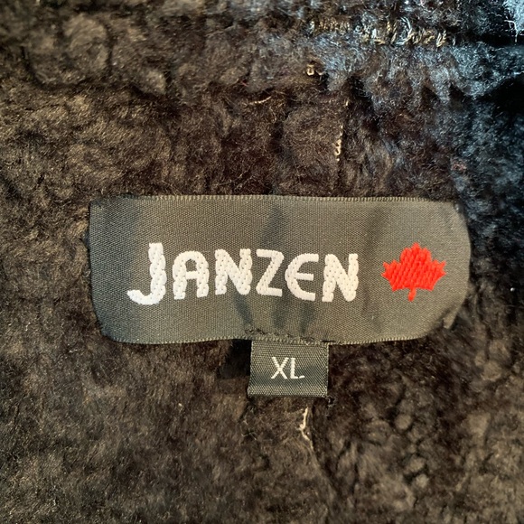 Janzen Jacket - Picture 3 of 4